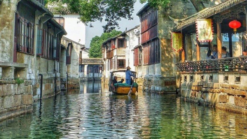 精彩内容尽在南京红山车站到南京市鼓楼区中山北路虹桥中心2栋609A打车远吗,良心红迪网平台