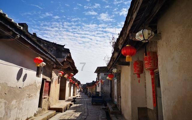 世界上有什么事特别荒谬?- 知识问答网页